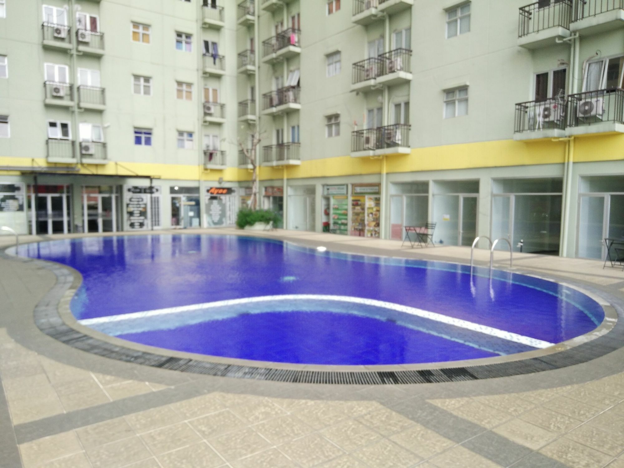 The Suites Metro Apartment - Putri Бандунг Экстерьер фото
